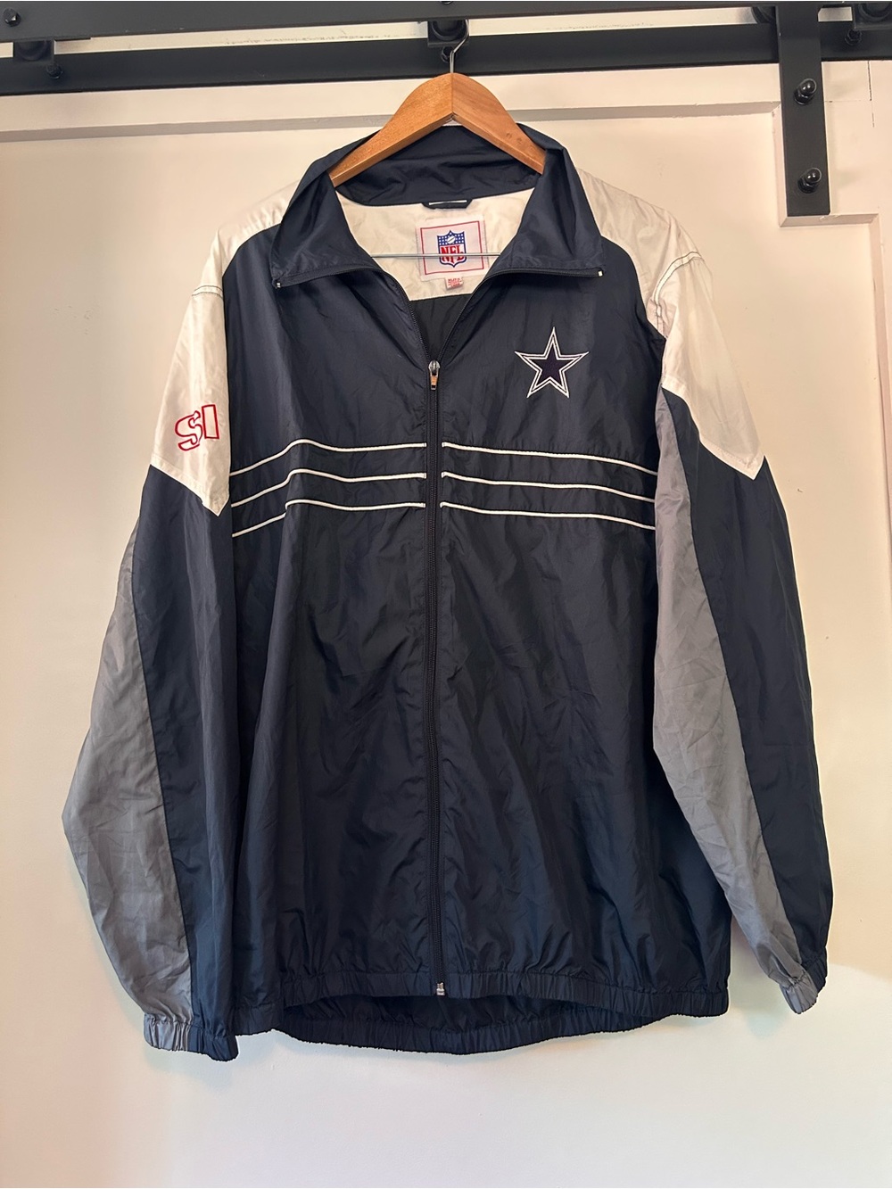 Dallas Cowboys NFL Full Zip Windbreaker Jacket Navy White Gray Men’s XL
